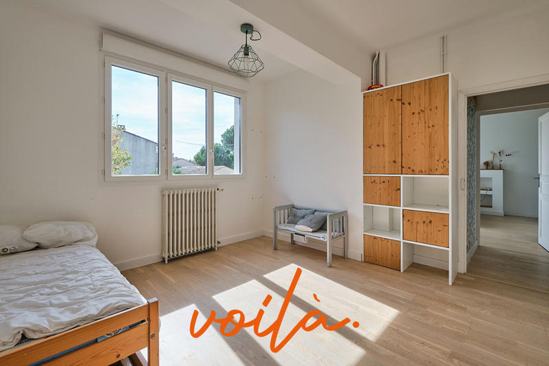 Maison - 219 m² - 7 pièces