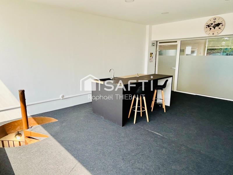 Bureau - 70 m² - 2 pièces