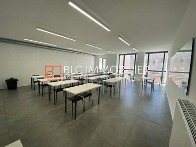 Bureau - 322 m²
