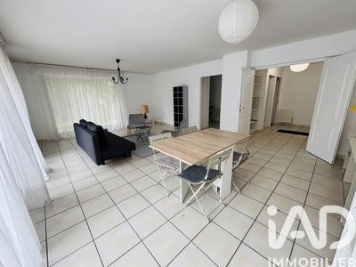 Appartement - 74 m² - 2 pièces