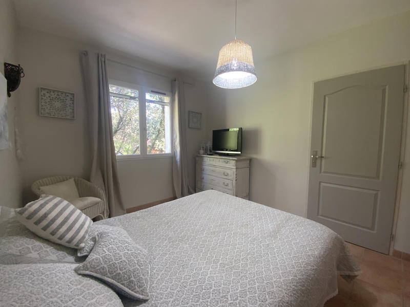 Maison - 275 m² - 10 pièces