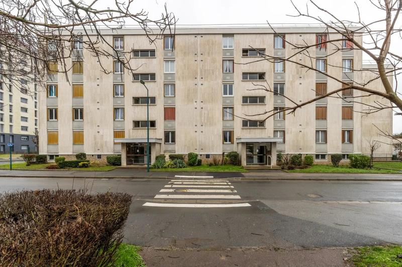 Appartement - 94 m² - 5 pièces