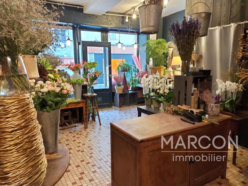 Immeuble - 2 pièces