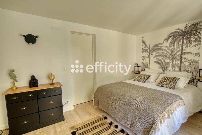 Maison - 96 m² - 5 pièces