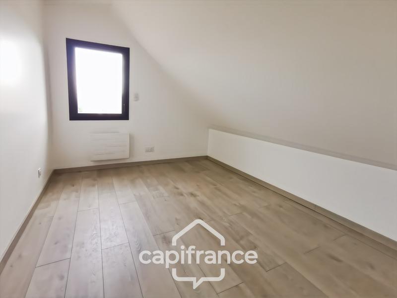 Maison - 99 m² - 5 pièces