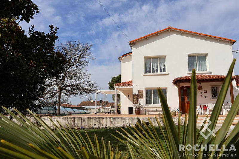 Maison contemporaine - 140 m² - 6 pièces