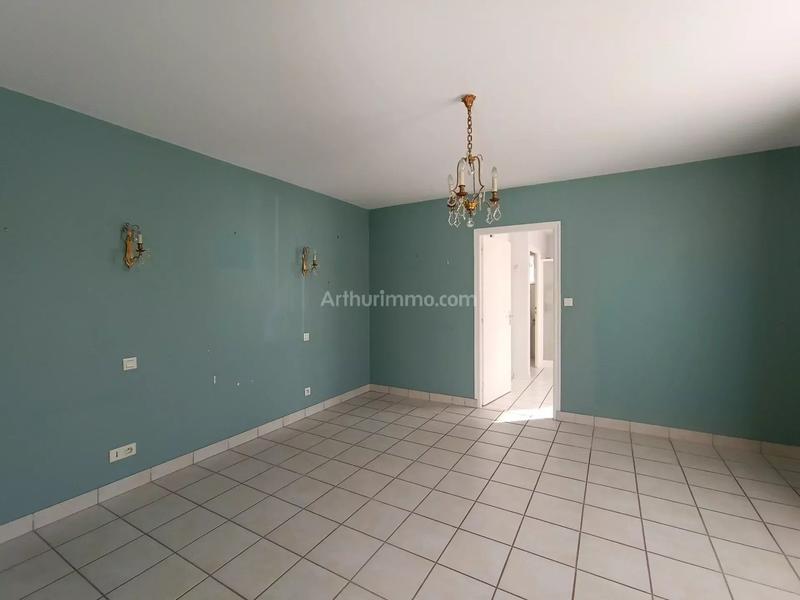 Maison - 204 m² - 6 pièces