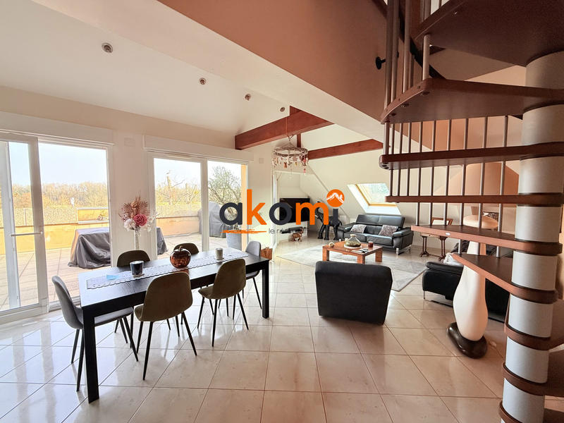 Appartement - 175 m² - 5 pièces