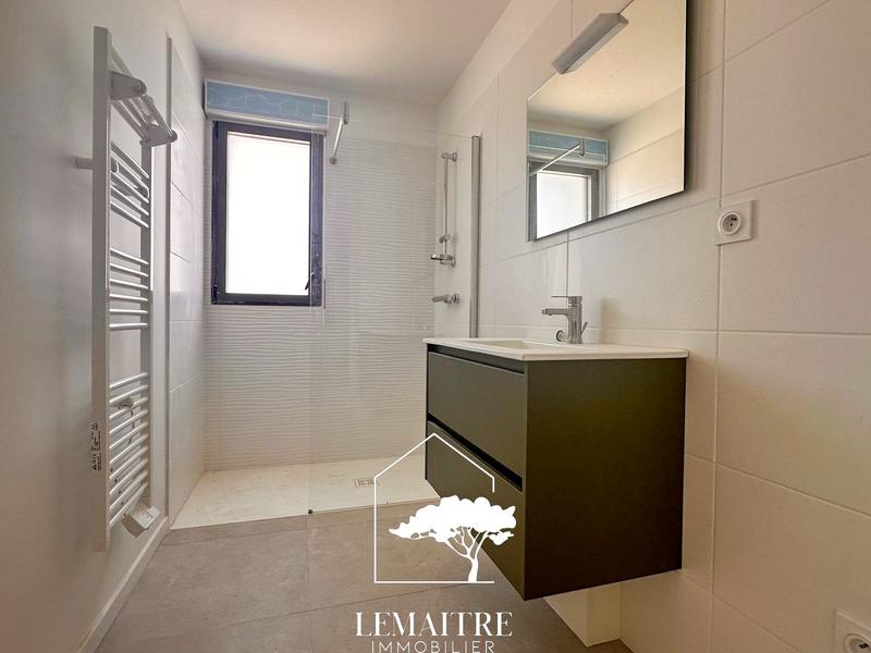 Appartement - 91 m² - 4 pièces