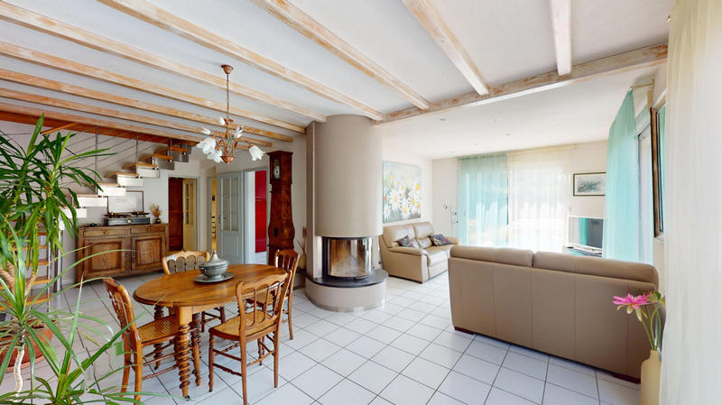 Maison - 160 m² - 8 pièces