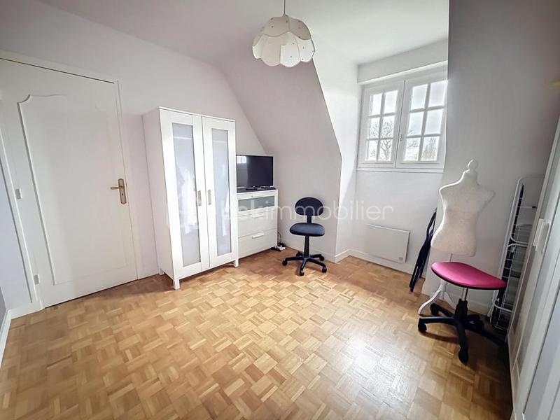 Maison - 167 m² - 7 pièces