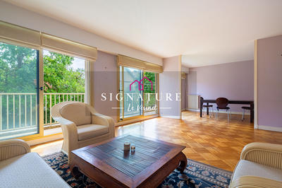 Appartement - 110 m² - 5 pièces