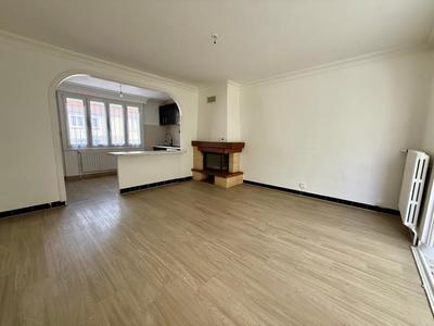 Maison - 90 m² - 6 pièces