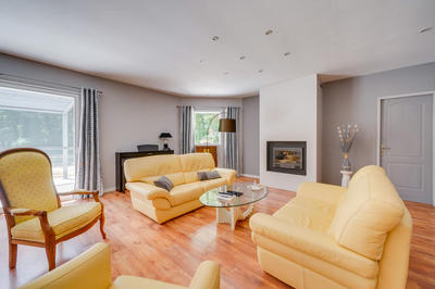 Maison - 151 m² - 5 pièces