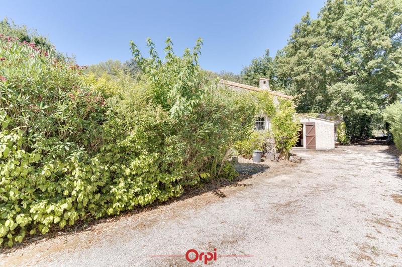 Propriété - 205 m² - 6 pièces