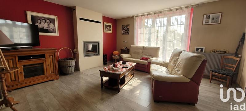 Maison - 240 m² - 10 pièces