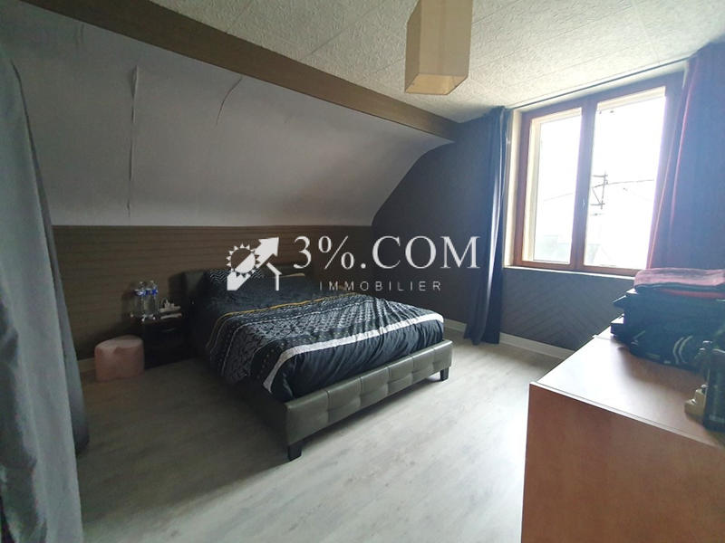 Maison - 91 m² - 5 pièces