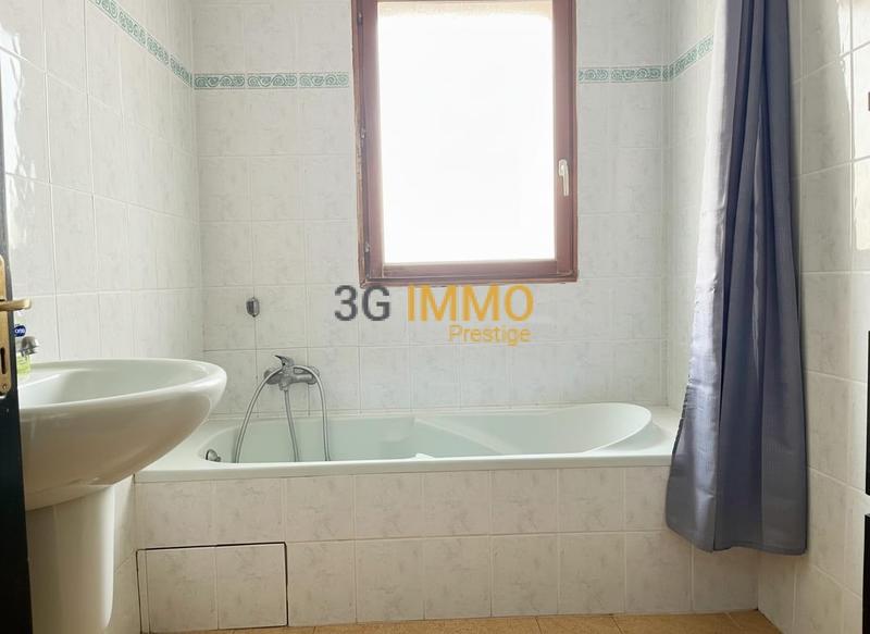 Maison traditionnelle - 136 m² - 6 pièces