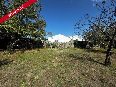 Terrain constructible - 721 m²