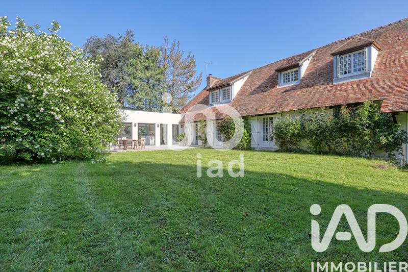 Maison - 232 m² - 7 pièces