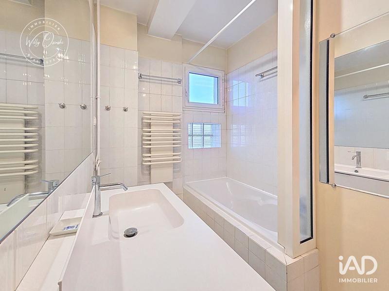 Local commercial - 100 m² - 5 pièces