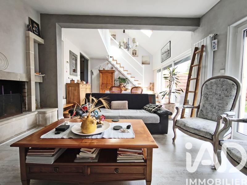 Maison - 89 m² - 5 pièces