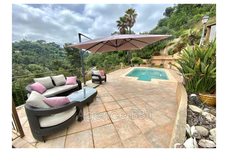 Maison - 194 m² - 4 pièces