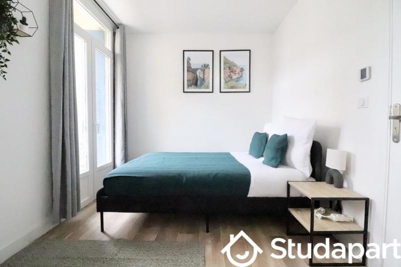 Chambre - 12 m² - 1 pièce