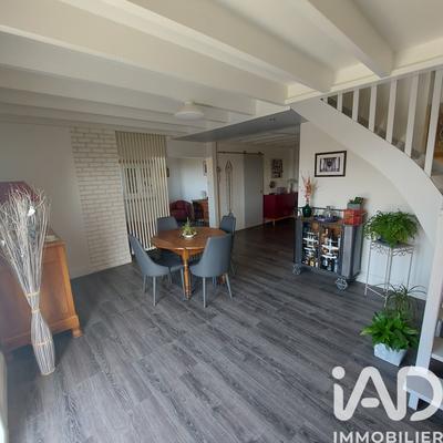 Maison - 131 m² - 8 pièces