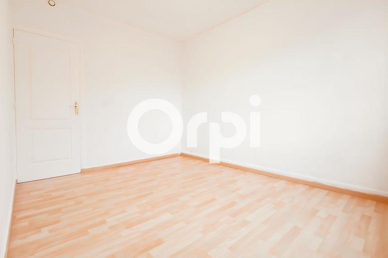 Immeuble - 270 m² - 8 pièces