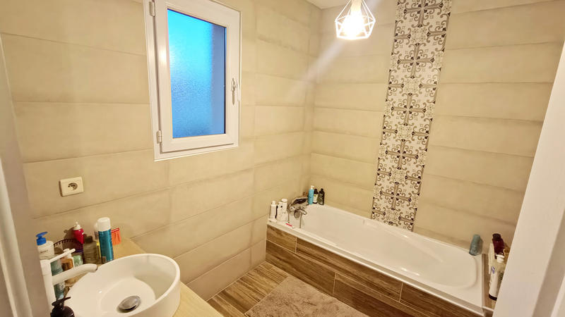 Maison - 149 m² - 6 pièces