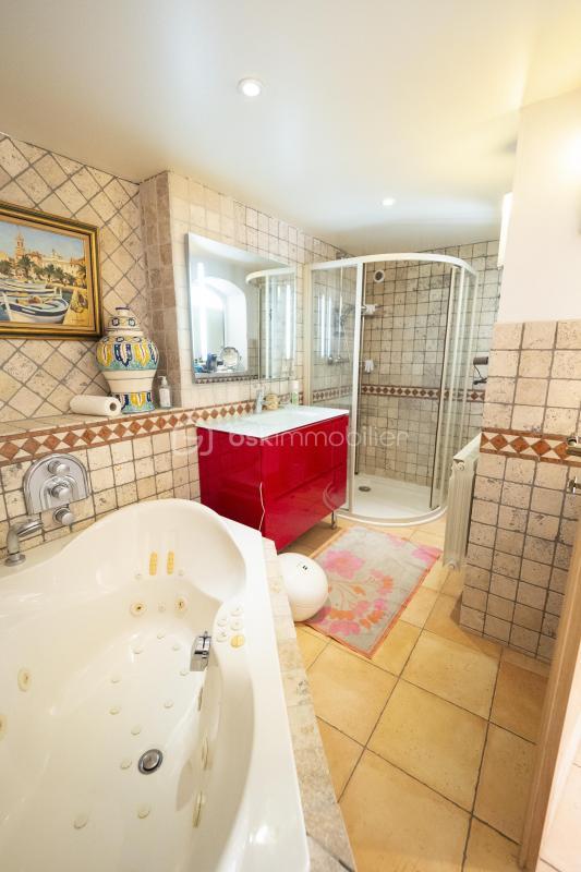 Villa - 200 m² - 6 pièces