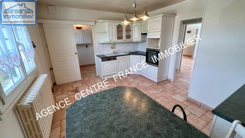 Maison - 180 m² - 6 pièces