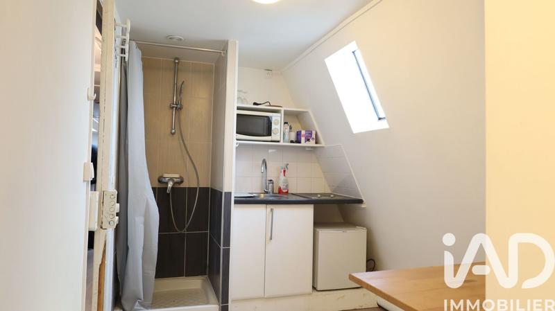 Studio - 8 m² - 1 pièce