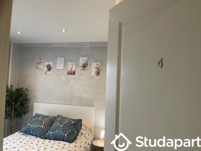 Chambre - 10 m² - 1 pièce