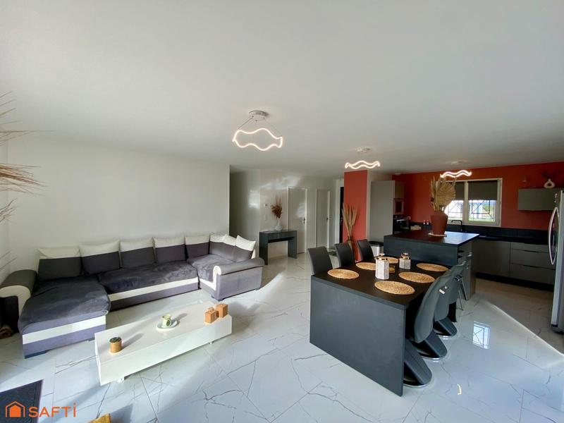 Maison - 90 m² - 4 pièces