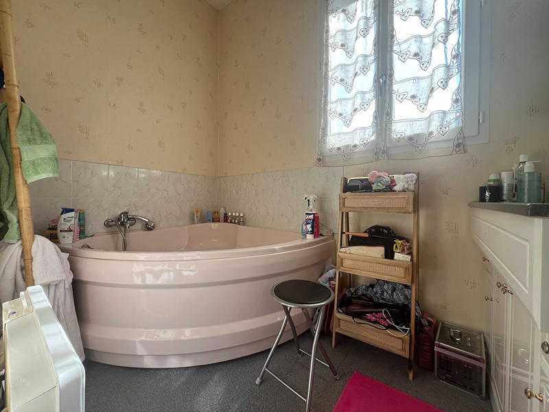 Maison - 104 m² - 5 pièces