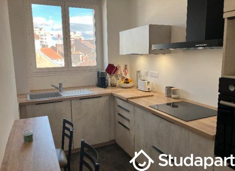 Chambre - 15 m² - 1 pièce