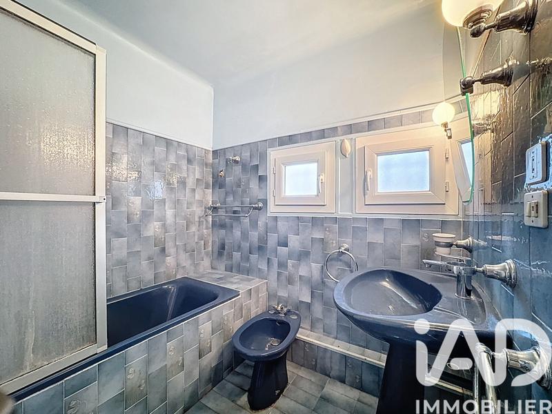 Maison - 97 m² - 5 pièces