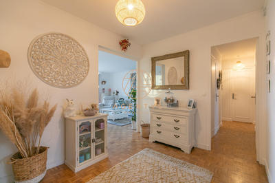 Appartement - 89 m² - 5 pièces