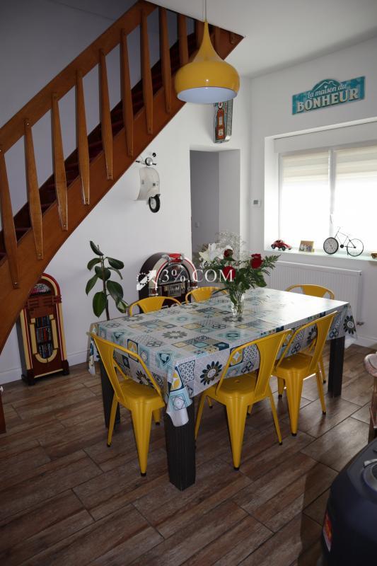 Maison - 204 m² - 8 pièces