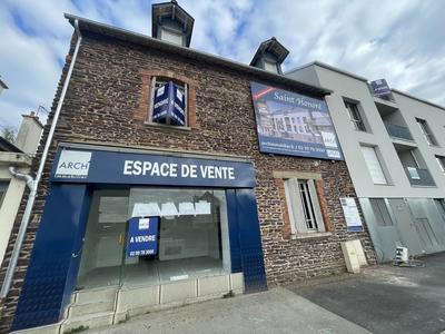 Maison - 250 m² - 12 pièces