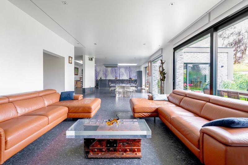 Maison d'architecte - 325 m² - 7 pièces