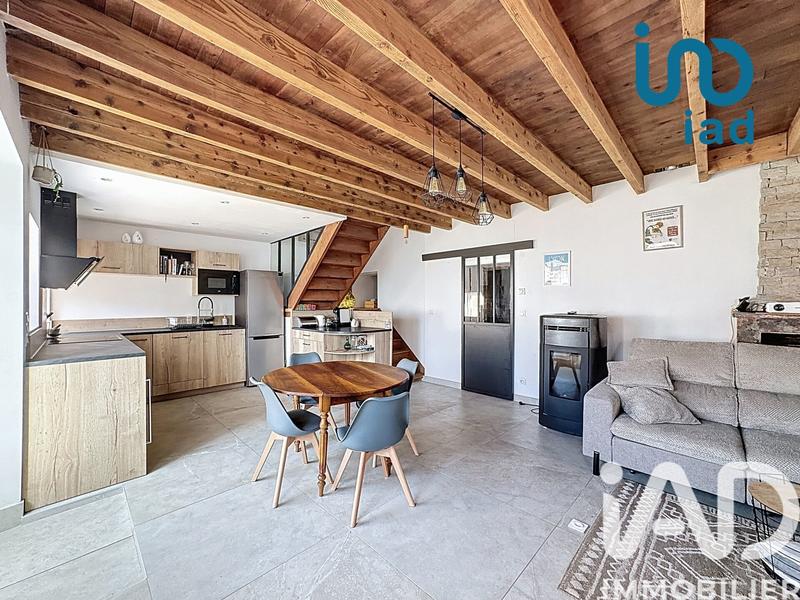 Maison de village - 200 m² - 9 pièces