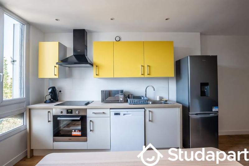 Chambre - 12 m² - 1 pièce