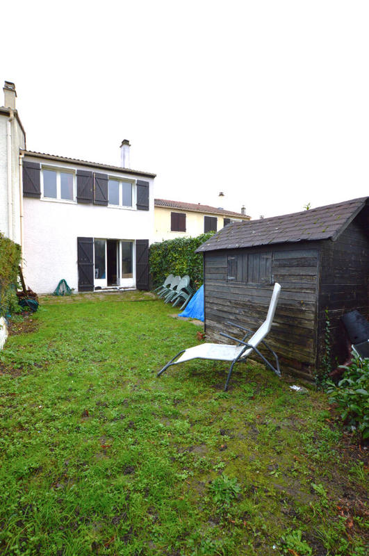 Maison - 80 m² - 4 pièces