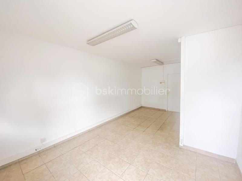 Bureau - 18 m² - 1 pièce