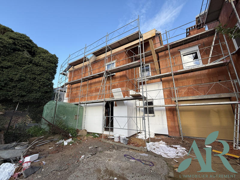 Maison - 142 m² - 5 pièces