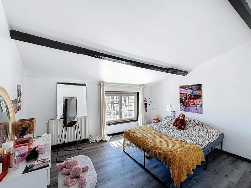 Maison - 92 m² - 4 pièces