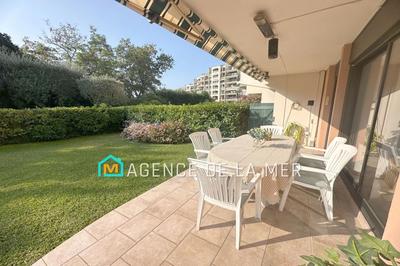 Appartement - 107 m² - 4 pièces